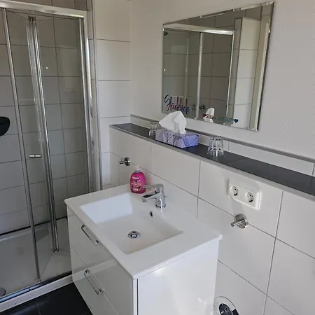 Louise Apartment Kinderbeuern